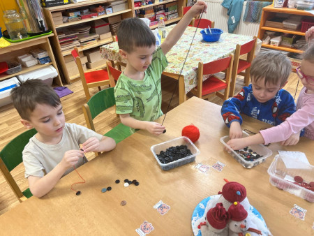 Zkoušíme si různá povolání